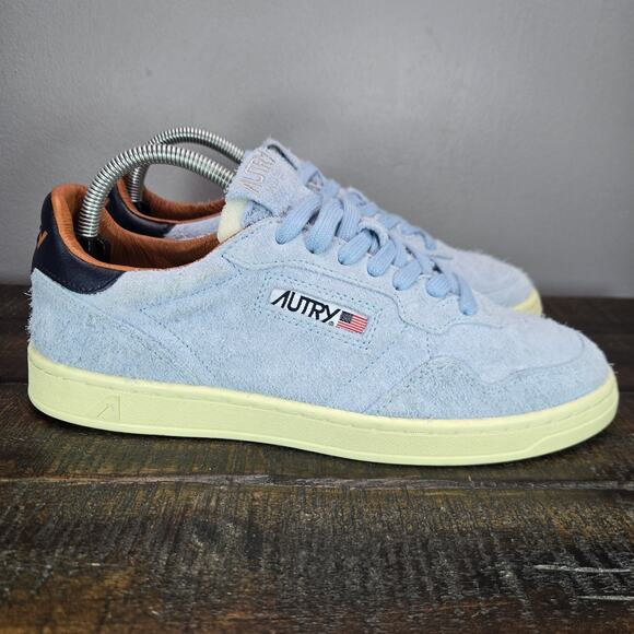 AUTRY Medalist Low Womens Size 41 US 11 Suede Trainers Shoes Sneakers Blue - Picture 1 of 12